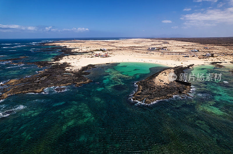 俯瞰Playa De La Concha, El Cotillo, Fuerteventura，加那利群岛，西班牙。